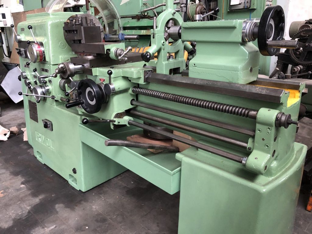 LATHE MACHINE, RIVOL 220x1000 Laxmi Metal & Machines, Rohtak