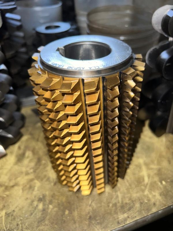 SET OF 165 HOB CUTTERS FOR GEAR HOBBING MACHINE DIFFERENT MODULES